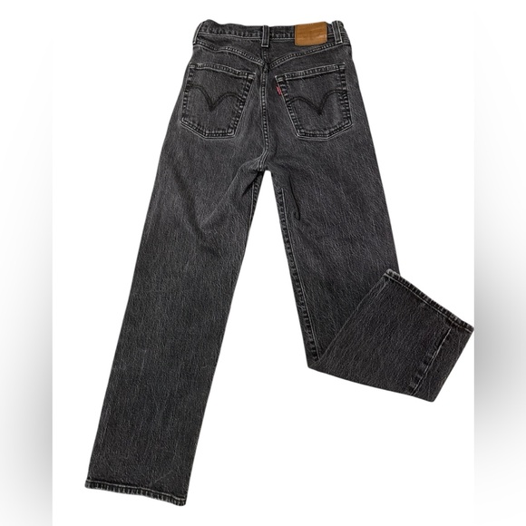 Levi's Ribcage Straight Ankle Jeans in - Black Worn In - Picture 2 of 4